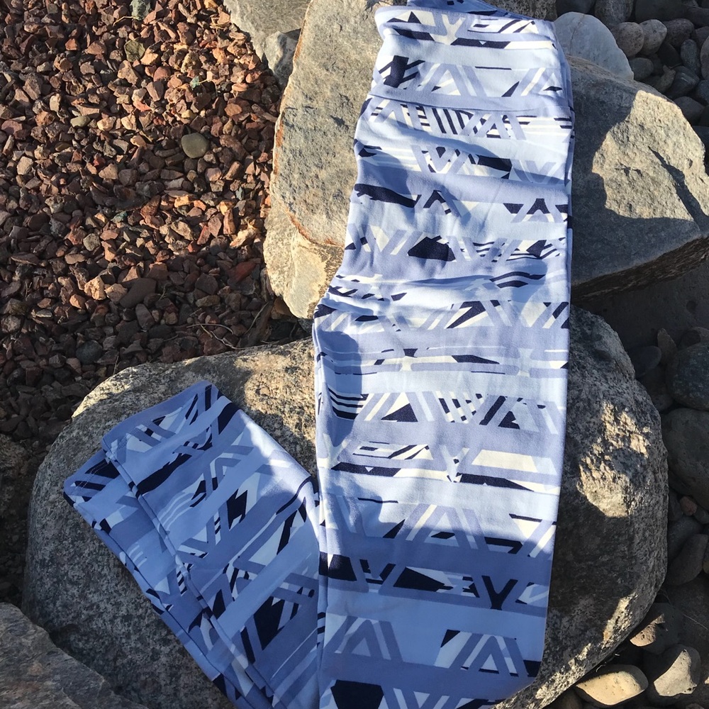 💙 LuLaRoe Leggings NEW